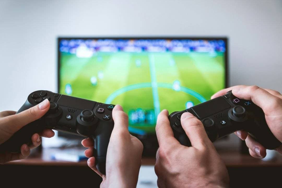 ¿Deberías crear un videojuego 2D o 3D? Factores clave a considerar